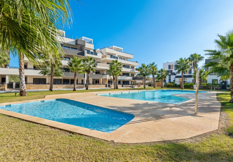 Resale - Apartment - Villamartin - Costa Blanca