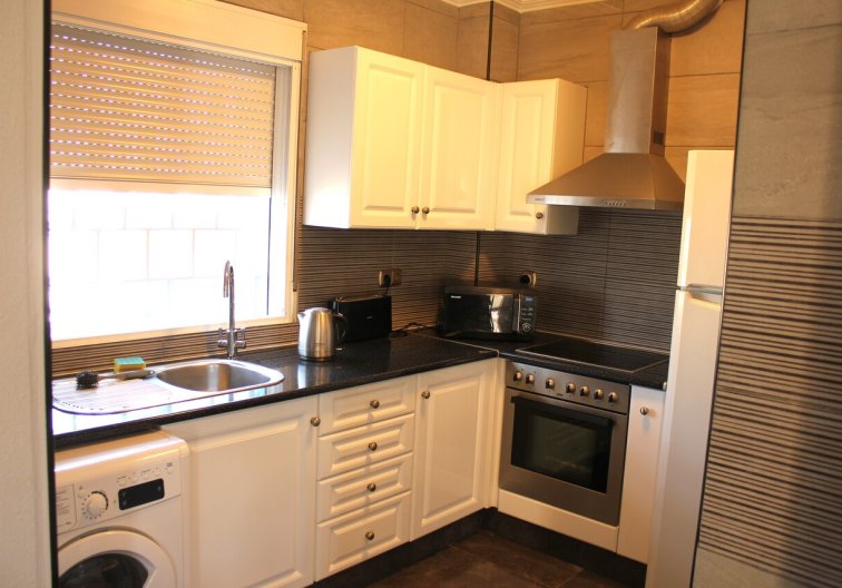 Resale - villa - La Zenia - Costa Blanca