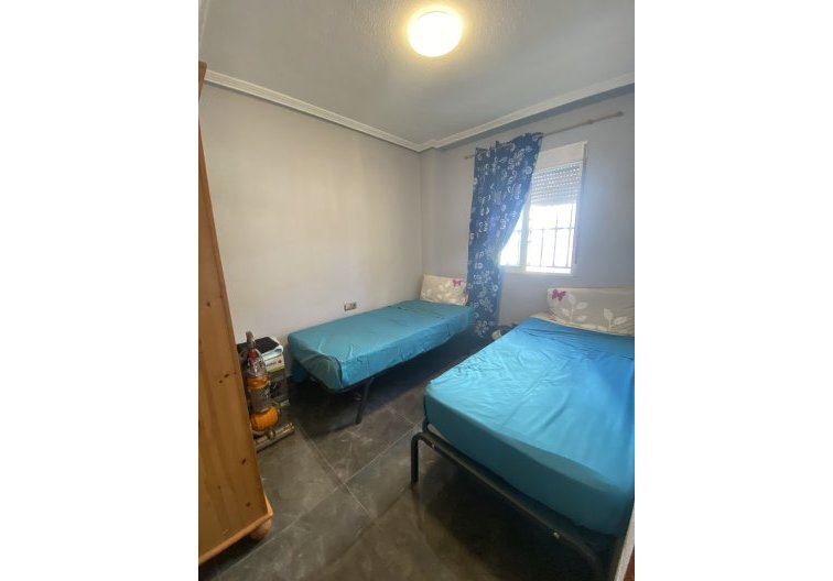 Resale - villa - La Zenia - Costa Blanca
