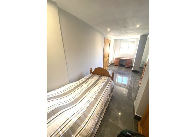 Resale - villa - La Zenia - Costa Blanca