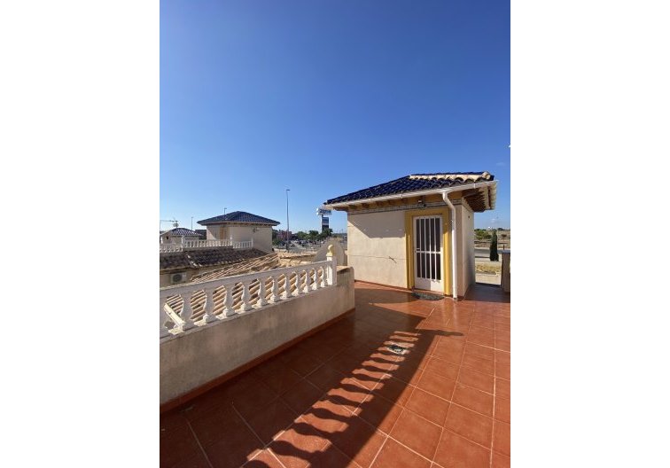 Resale - villa - La Zenia - Costa Blanca