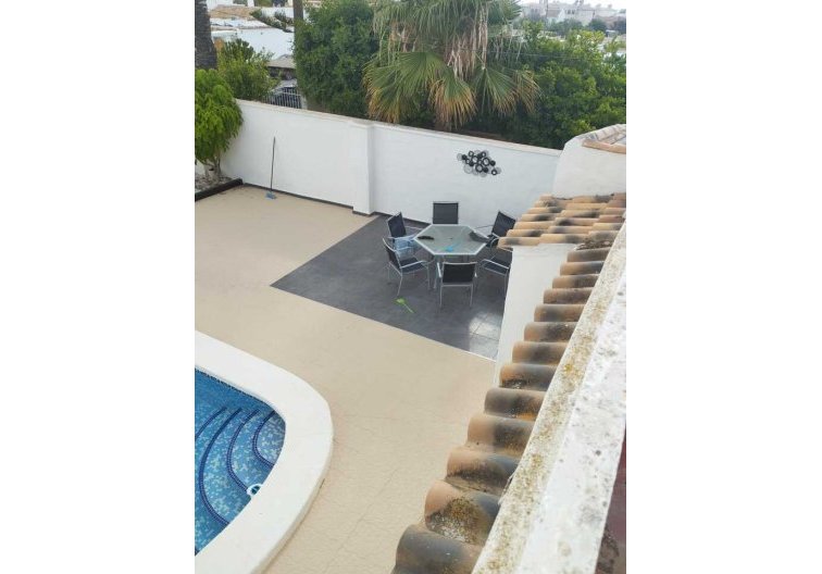 Segunda mano - villa - Cabo Roig - Costa Blanca