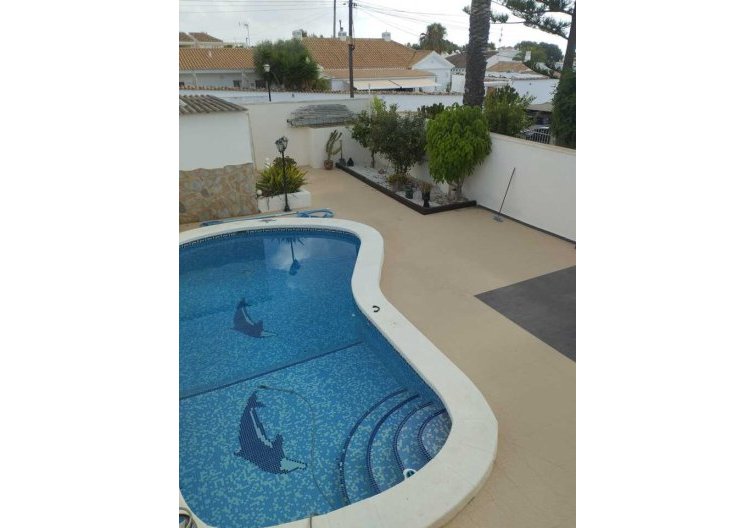 Segunda mano - villa - Cabo Roig - Costa Blanca