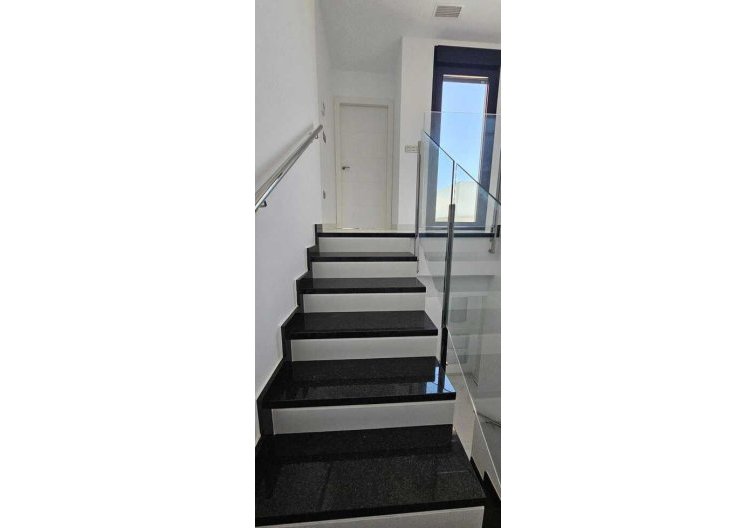 Wiederverkauf - villa - Los Montesinos - Costa Blanca