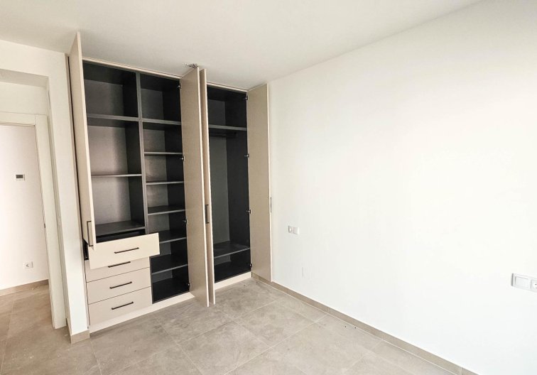 Wiederverkauf - Wohnung - Torrevieja - Playa del Cura