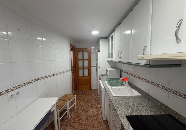Wiederverkauf - Wohnung - Torrevieja - Punta Prima