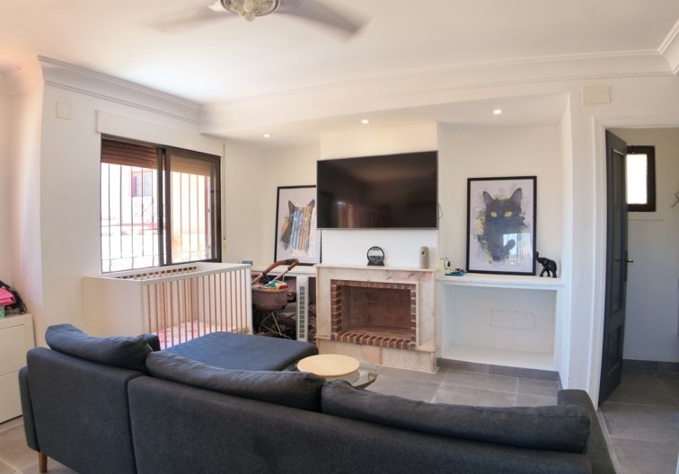 Resale - villa - Orihuela Costa - Costa Blanca