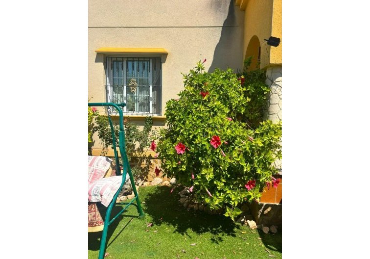 Resale - villa - Orihuela Costa - Lomas de Cabo Roig