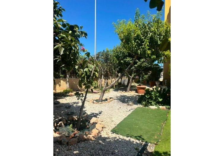 Resale - villa - Orihuela Costa - Lomas de Cabo Roig