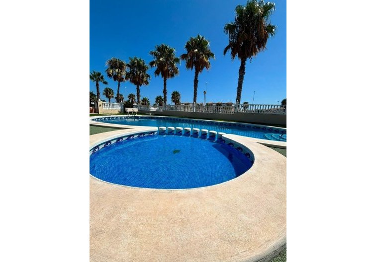 Resale - villa - Orihuela Costa - Lomas de Cabo Roig
