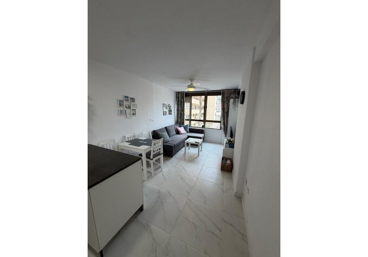 Resale - Apartment - Torrevieja - Cabo Cervera