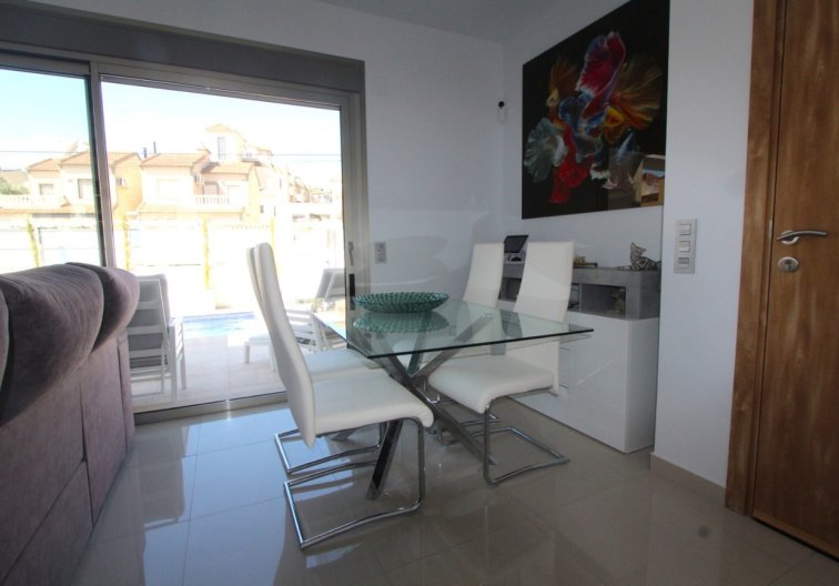 Segunda mano - villa - Villamartin - El Galan