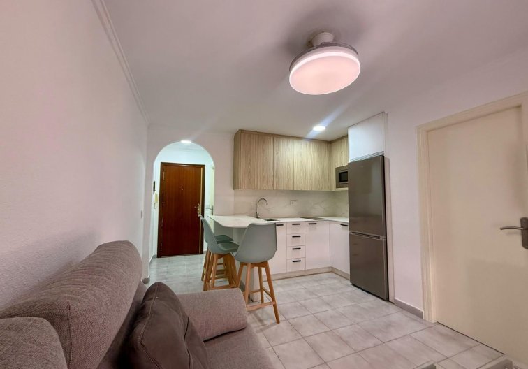 Wiederverkauf - Wohnung - Torrevieja - Playa del Cura