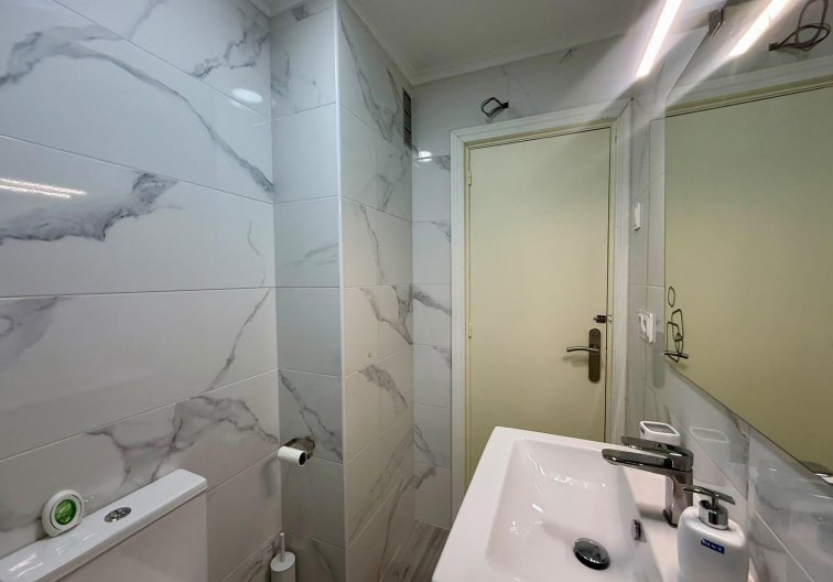 Wiederverkauf - Wohnung - Torrevieja - Playa del Cura