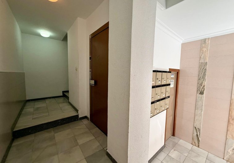 Wiederverkauf - Wohnung - Torrevieja - Playa del Cura