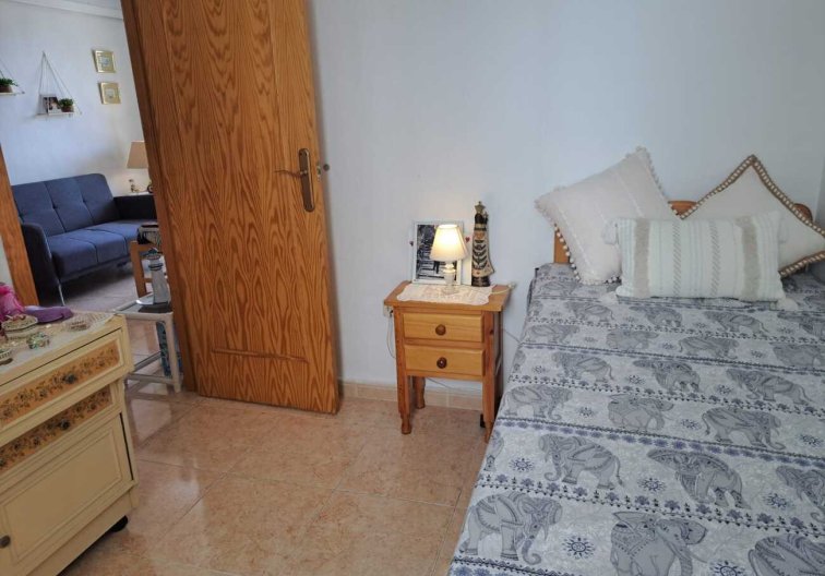 Segunda mano - Apartamento  - Torrevieja