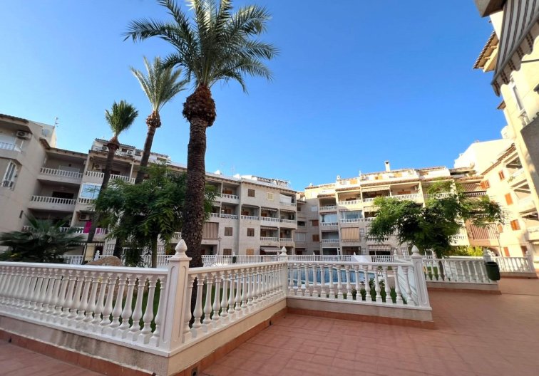Wiederverkauf - Wohnung - Torrevieja - Playa de los Locos