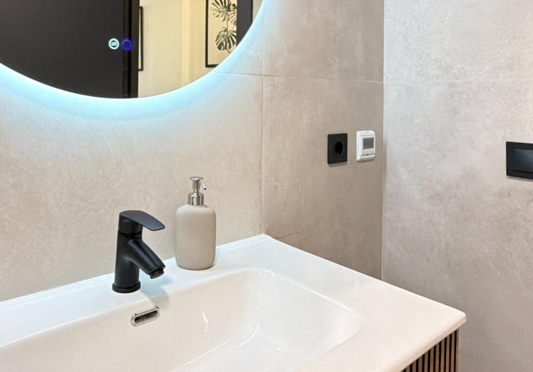 Wiederverkauf - Wohnung - Torrevieja - Playa del Cura