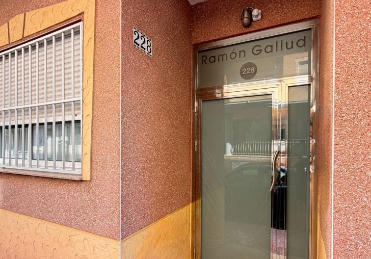 Wiederverkauf - Wohnung - Torrevieja - Playa del Cura