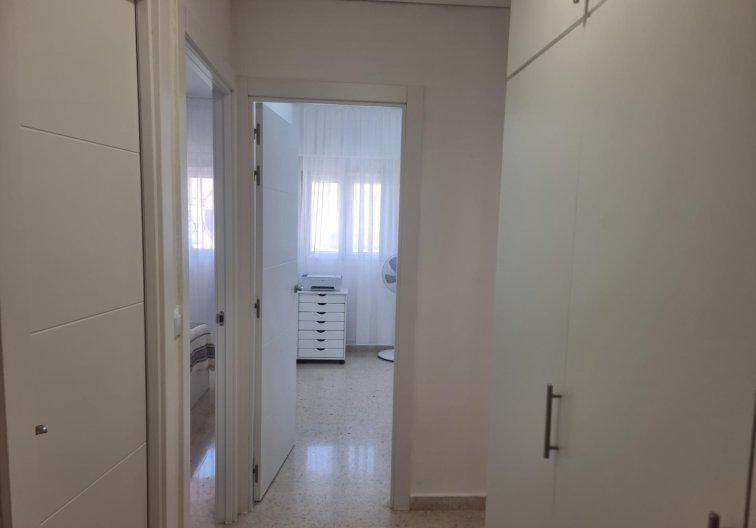 Wiederverkauf - Wohnung - Torrevieja - Playa de los Locos
