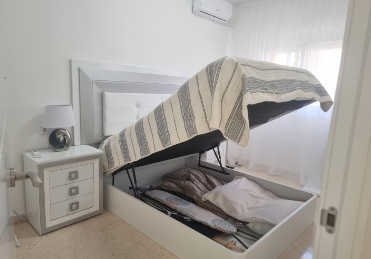 Wiederverkauf - Wohnung - Torrevieja - Playa de los Locos
