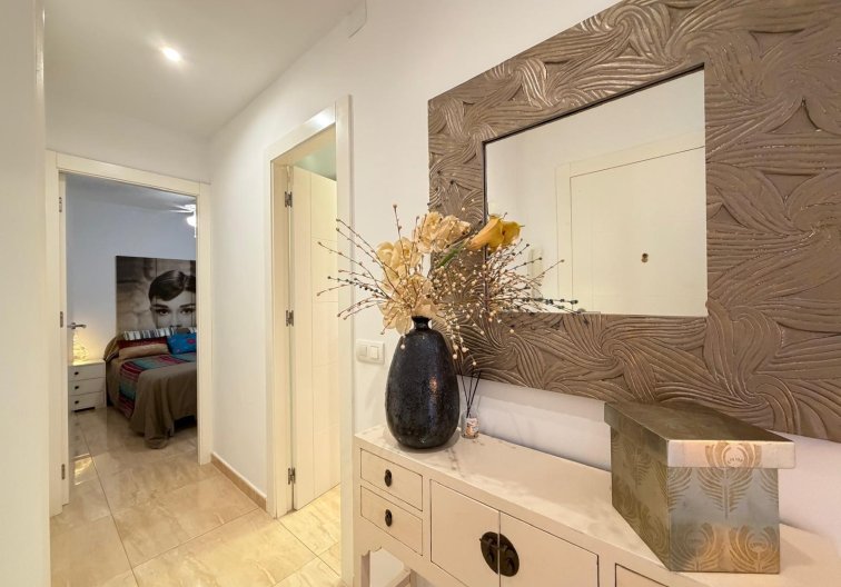 Resale - Apartment - Torrevieja - Paseo Maritimo