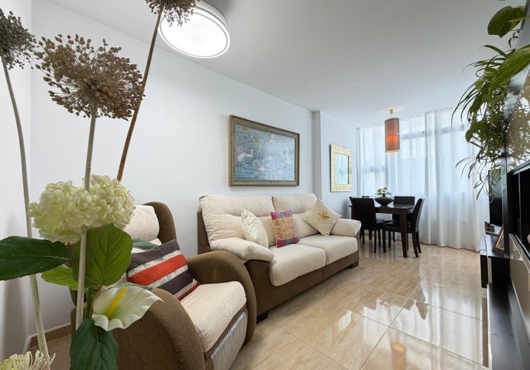 Resale - Apartment - Torrevieja - Paseo Maritimo
