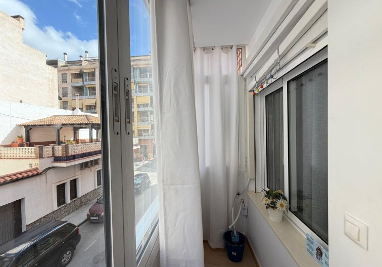 Resale - Apartment - Torrevieja - Paseo Maritimo
