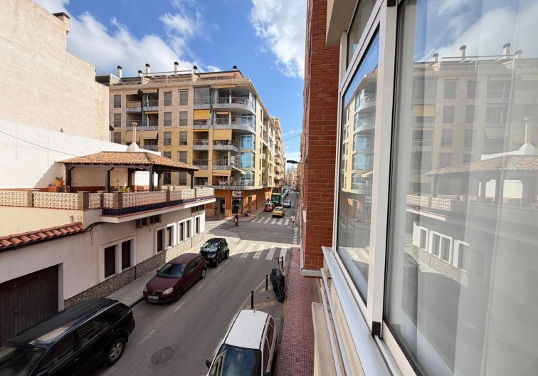 Resale - Apartment - Torrevieja - Paseo Maritimo