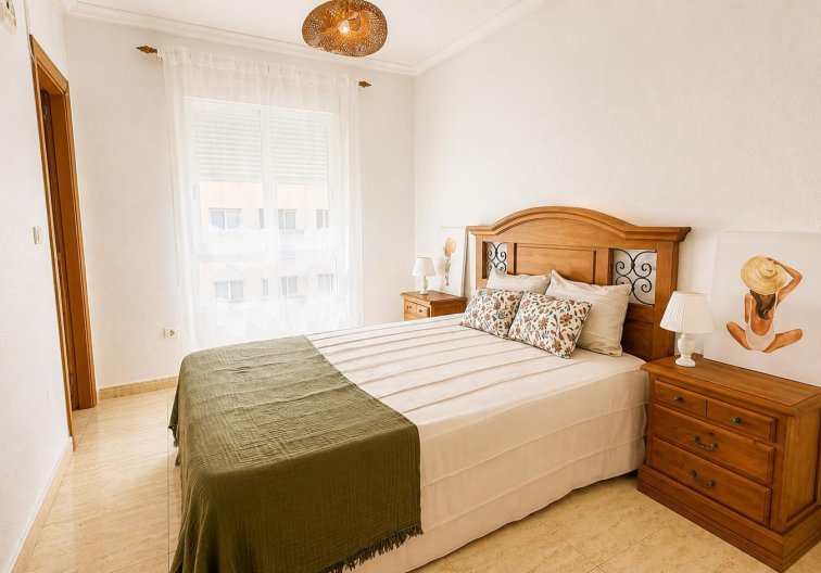 Wiederverkauf - Wohnung - Torrevieja - Parque De Las Naciones