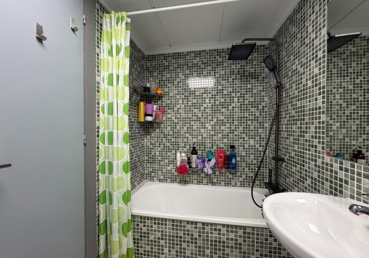 Segunda mano - Apartamento  - Jacarilla - Inland