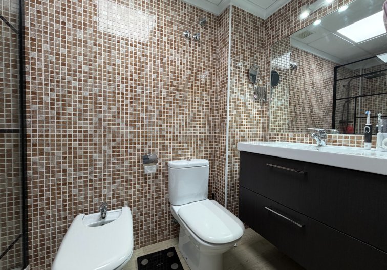 Segunda mano - Apartamento  - Jacarilla - Inland