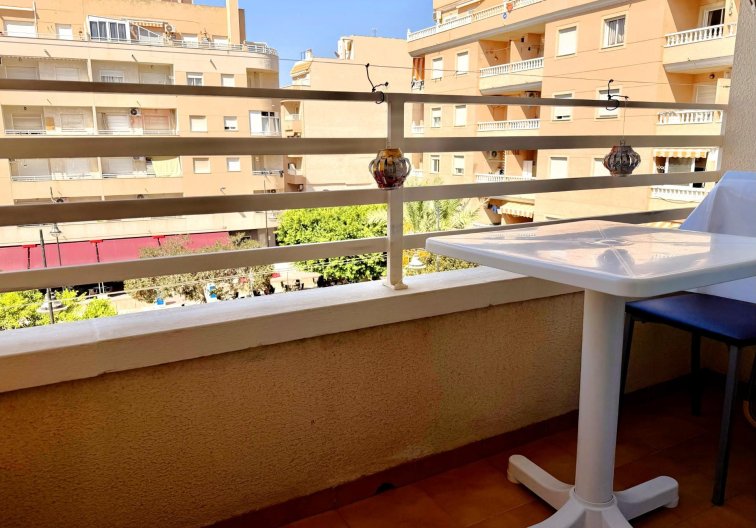 Wiederverkauf - Wohnung - Torrevieja - El Molino