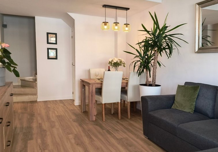 Resale - town house - Alicante - Costa Blanca