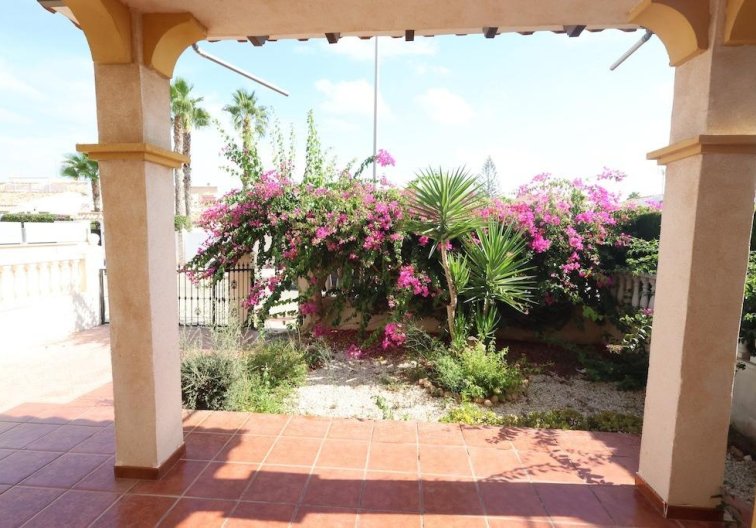 Wiederverkauf - town house - Orihuela Costa - Costa Blanca