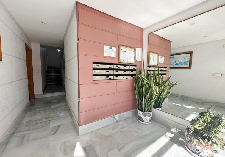 Wiederverkauf - Wohnung - Torrevieja - Playa del Cura