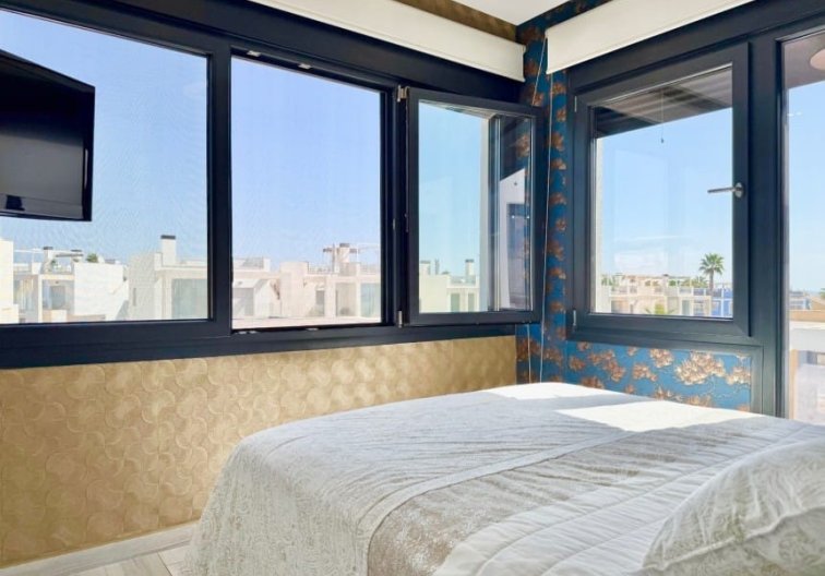 Resale - villa - Cabo Roig - Costa Blanca