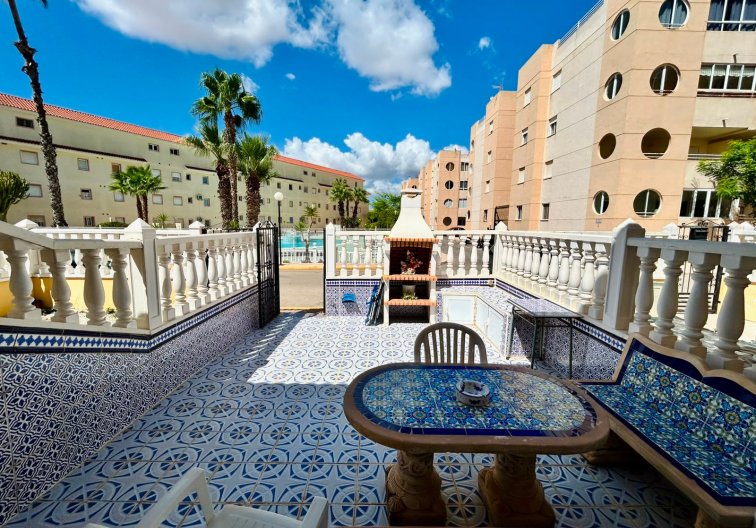 Resale - town house - Torrevieja - Costa Blanca