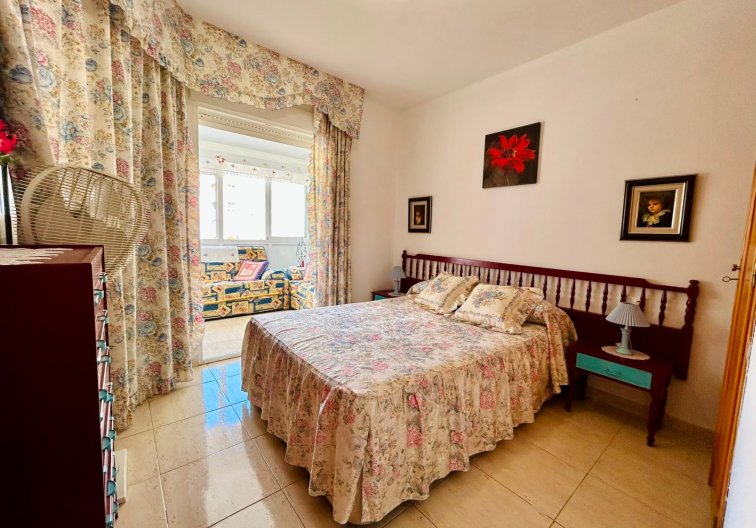 Resale - town house - Torrevieja - Costa Blanca