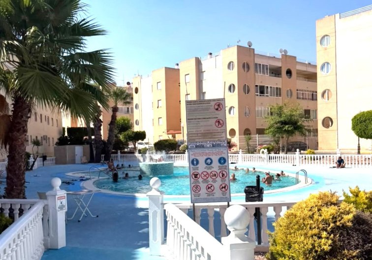 Resale - town house - Torrevieja - Costa Blanca