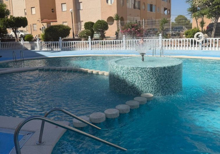 Resale - town house - Torrevieja - Costa Blanca