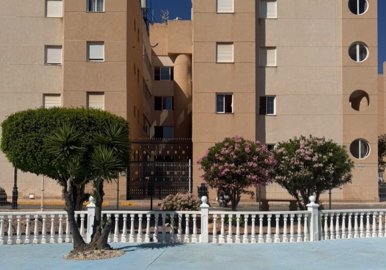 Resale - town house - Torrevieja - Costa Blanca