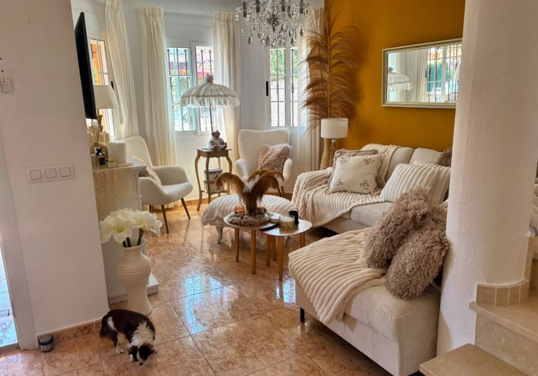 Herverkoop - villa - El Raso - Costa Blanca