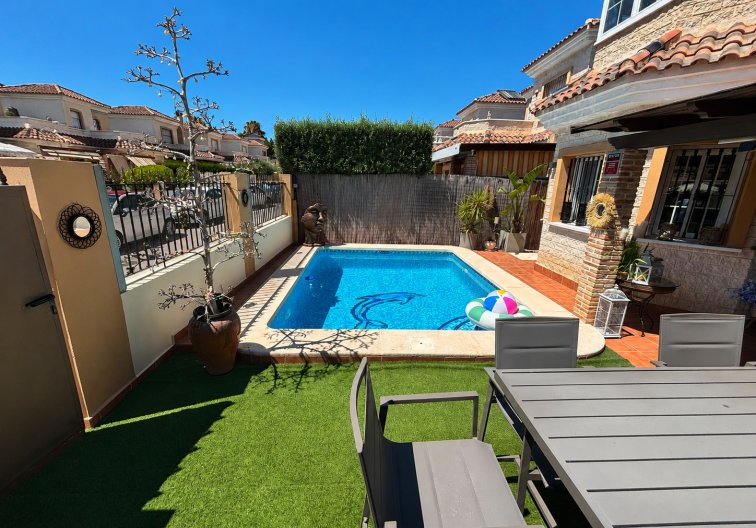 Herverkoop - villa - El Raso - Costa Blanca