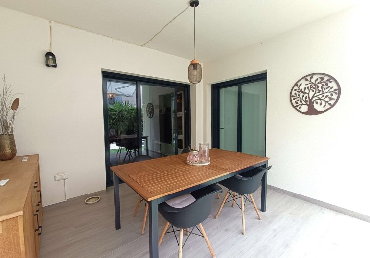 Segunda mano - Apartamento  - San Miguel de Salinas - Inland