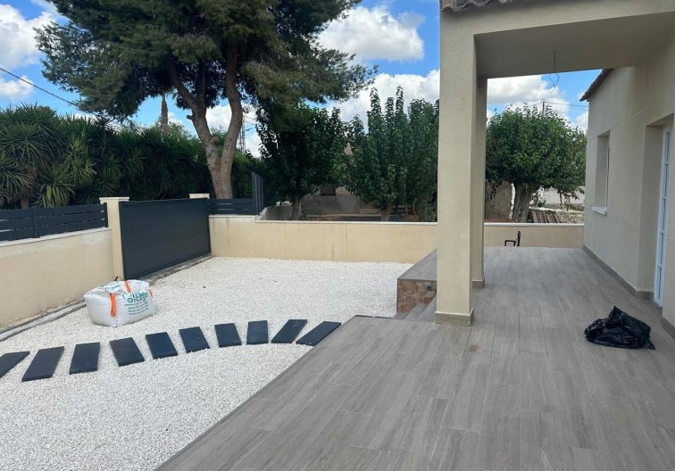 Resale - villa - Catral - Costa Blanca