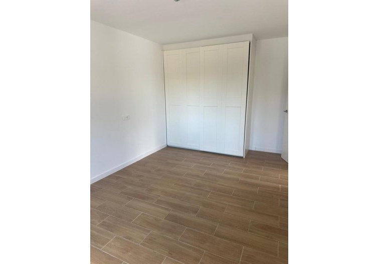 Resale - villa - Catral - Costa Blanca