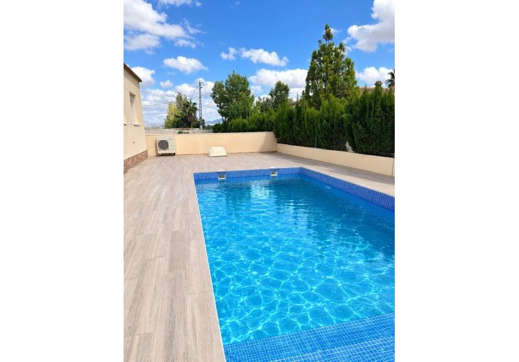 Resale - villa - Catral - Costa Blanca