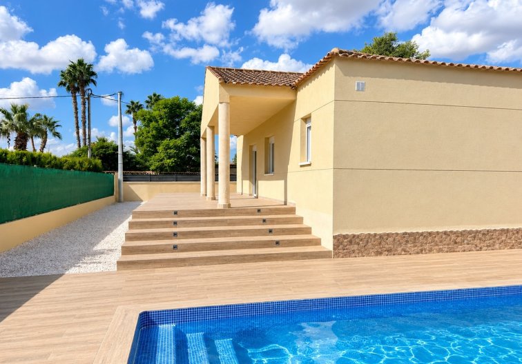 Resale - villa - Catral - Costa Blanca