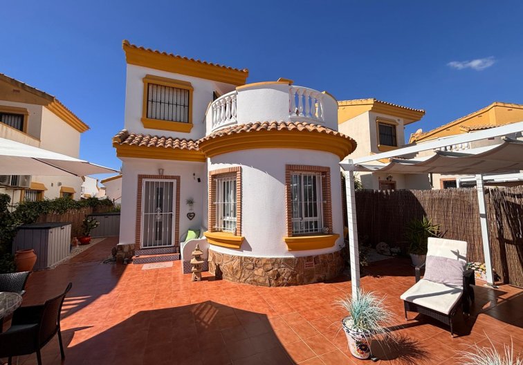Herverkoop - villa - Guardamar del Segura - Costa Blanca